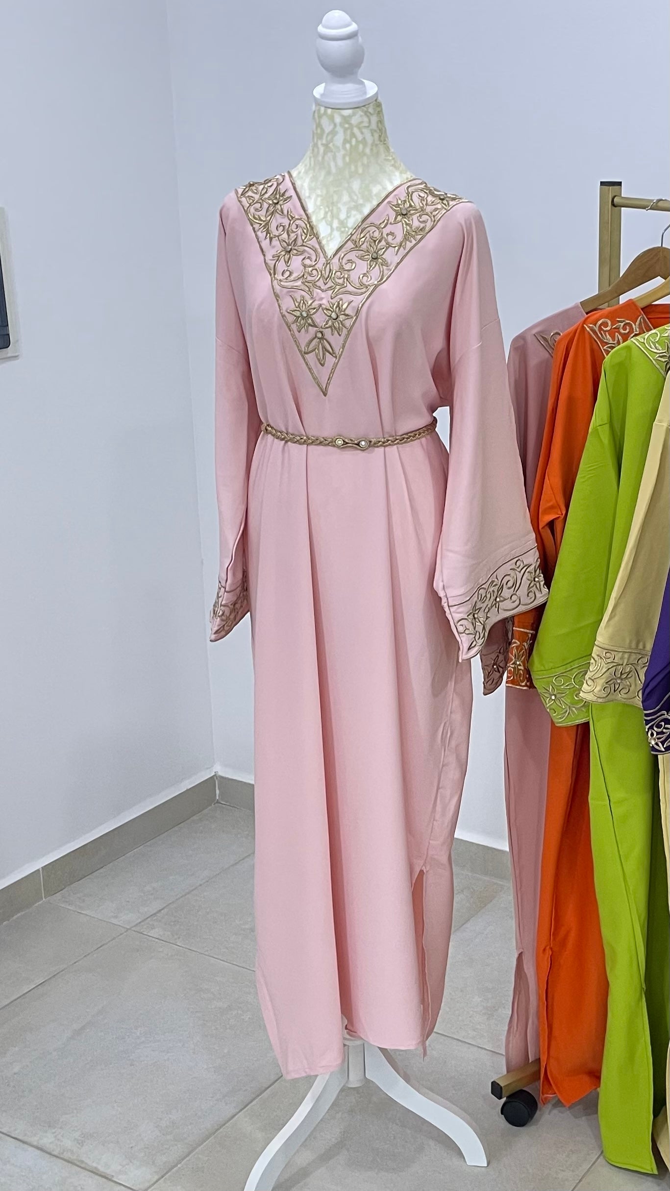 Robe style caftan avec ceinture β¨π«