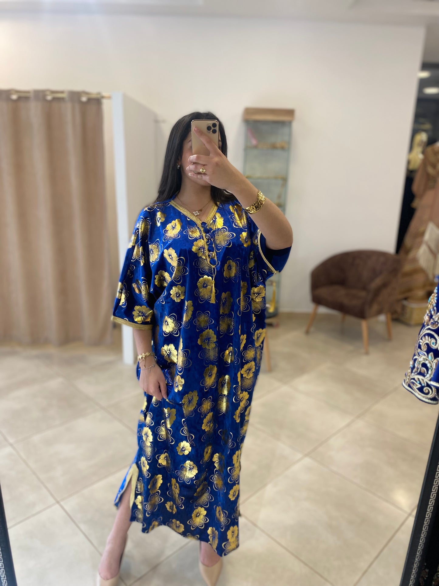 Robe katifa a motifs